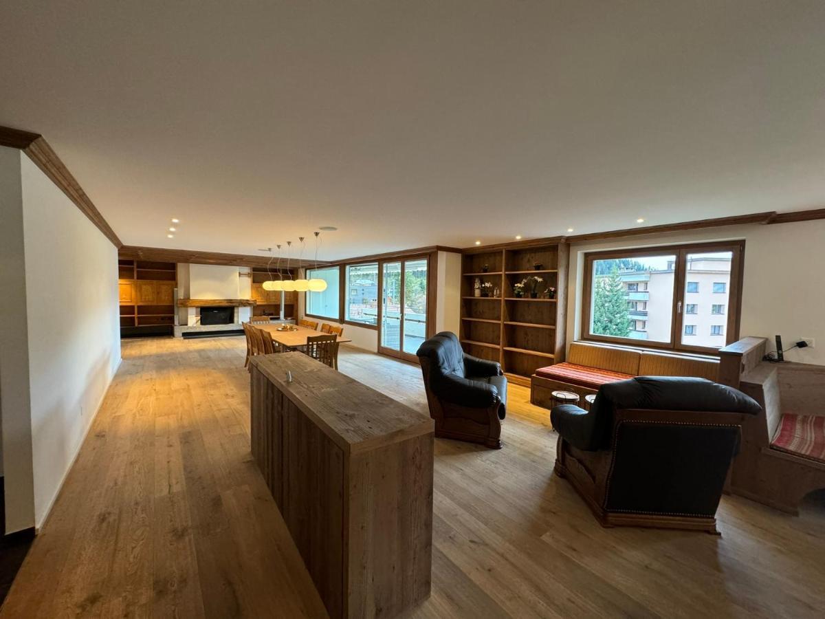 Luxury Apartment Davos Luaran gambar